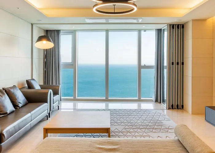 Lct Residence Y Collection Busan
