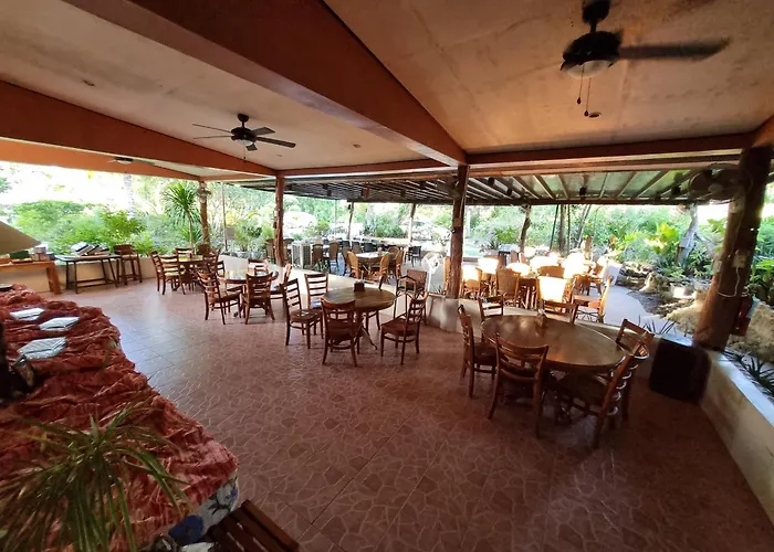 Hale Manna Coastal Gardens Hotel Moalboal