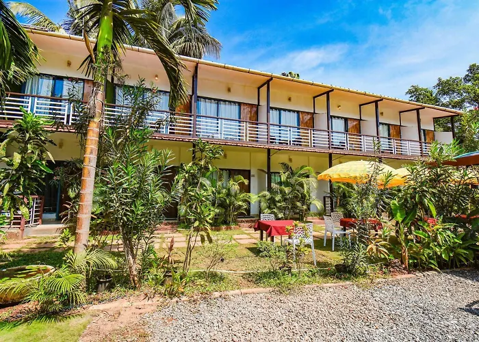 Yogitree Beach Resort & Cafe - 100M From Morjim Beach