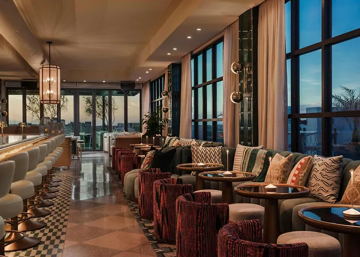 Moxy St. Petersburg Downtown Hotel