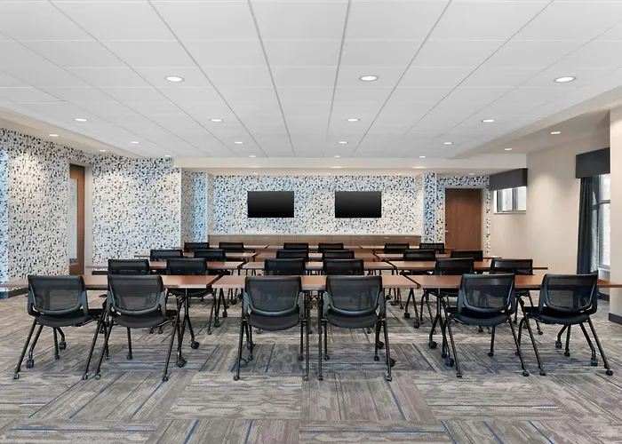 Residence Inn By Marriott Milwaukee Brookfield At Poplar Creek