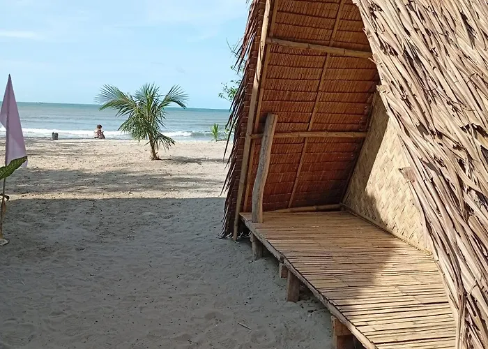El Hermosa Beach Camp El Nido