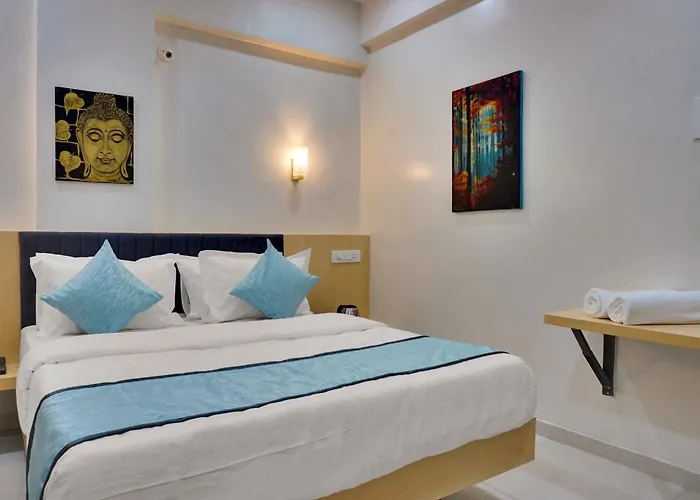 Urban Hometel Pune