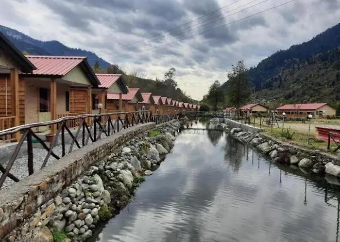 Shivalaya Retreat - A River Side Resort Manali 