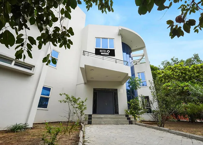 Hotel O Ecr Stays Near Nemmeli Beach Formerly Gvs Homes Mahabalipuram