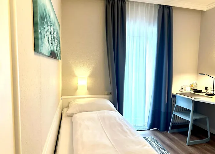 Hotel Villa Solln - Free Parking München