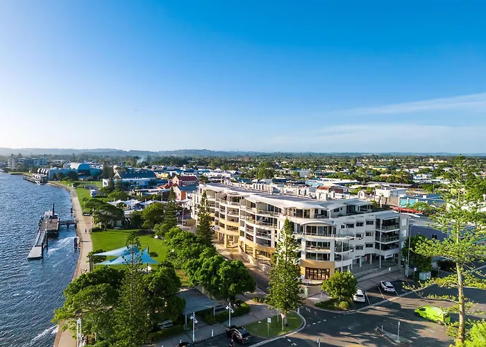 Riverside Apartments & Hotel Ballina