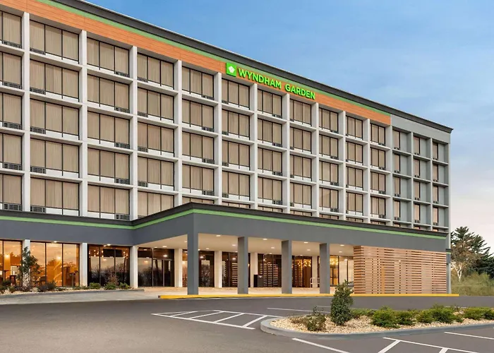 Wyndham Garden Atlanta Airport Hotel College Park