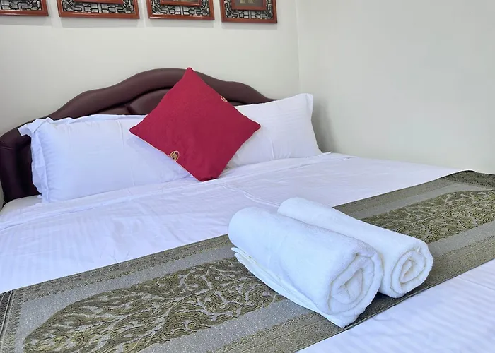 Longzhu Guesthouse Bangkok