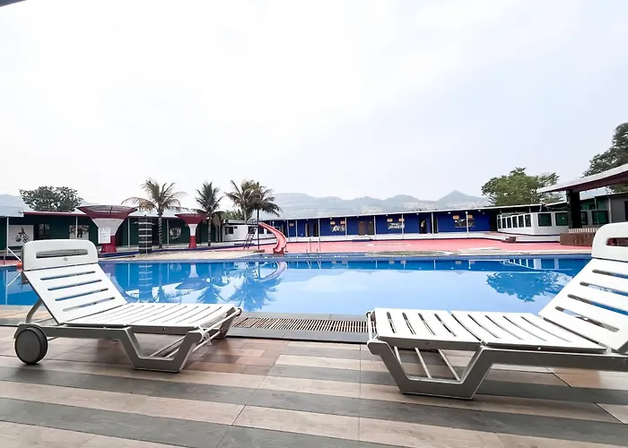 007 Universe Resorts And Spa Karjat