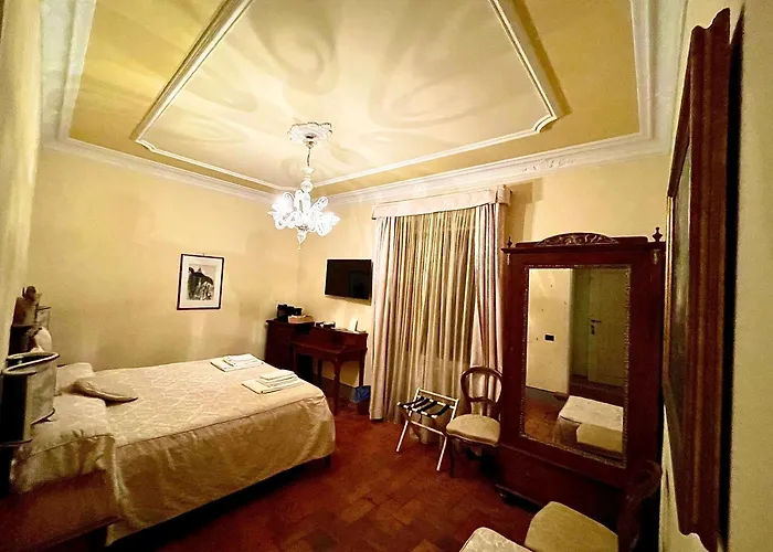 Casa Leopardi Otel Floransa