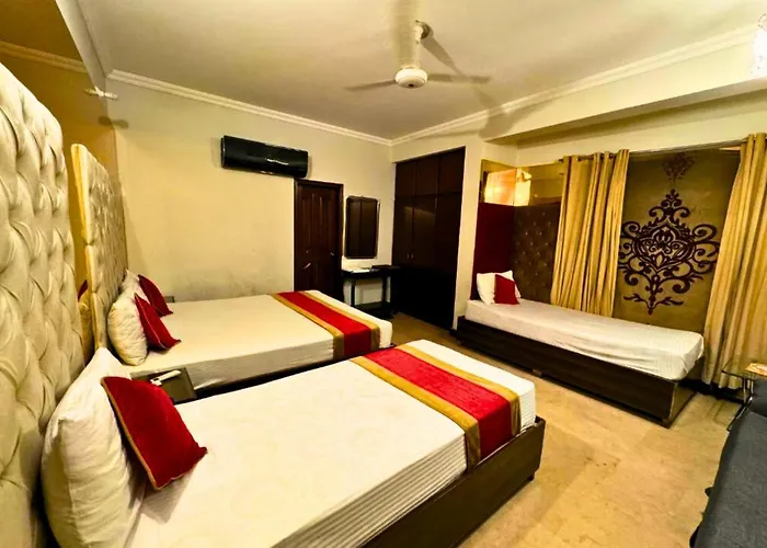 Doves Inn Hotel Kalma Chowk Lahore