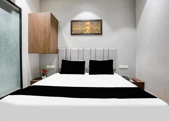 Super Collection O Palanpor Surat Hotel