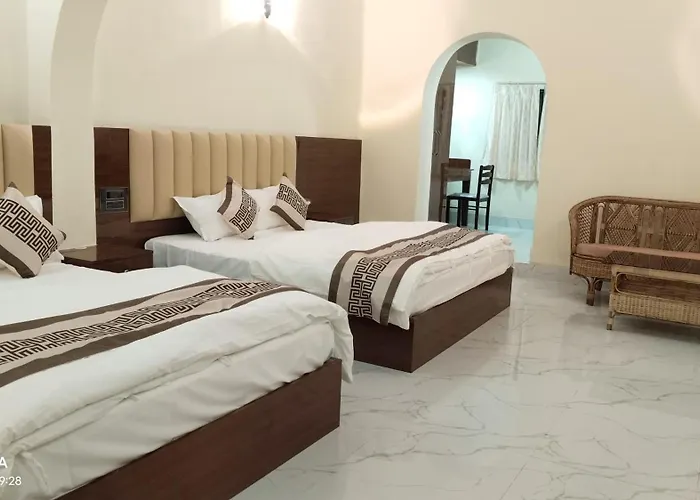 New Hindusthan Hotel Siliguri