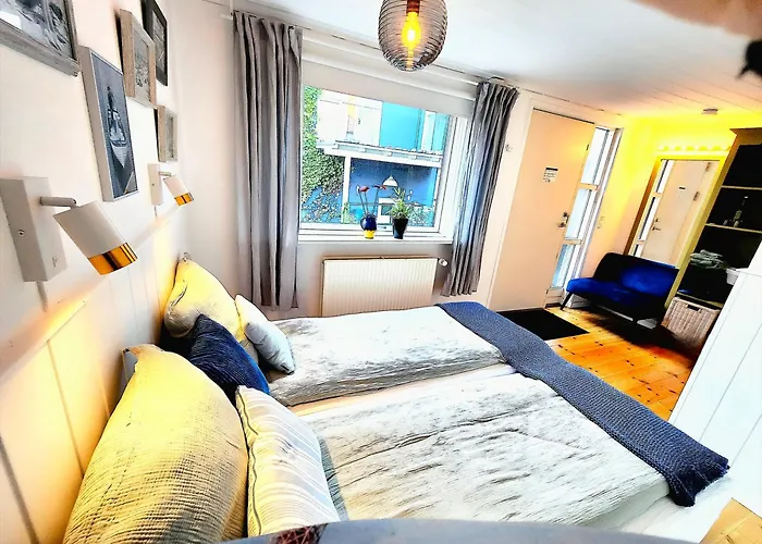 Guesthouse 'Blue House' In Vintage Villa&Garden Copenhagen
