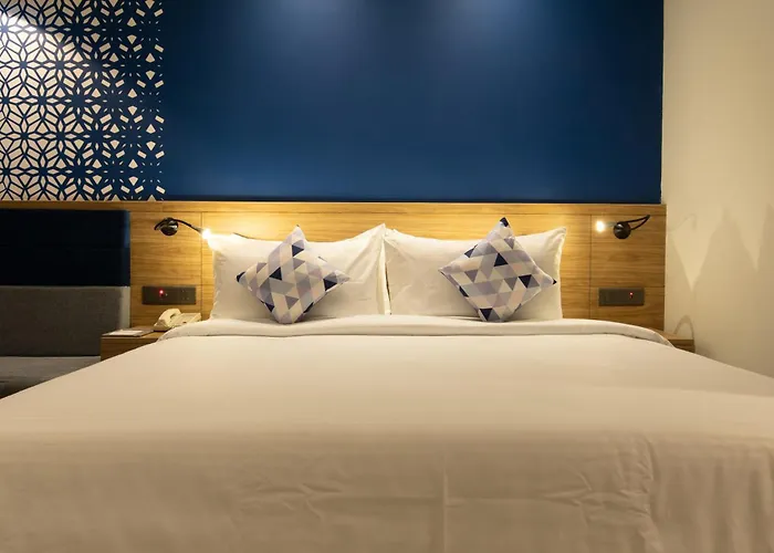 Hometel Lucknow - A Sarovar Hotel