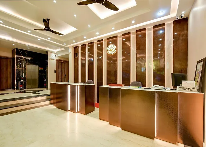 Hotel Pearl Plaza - In City Centre Connaught Place & Walk In Ndls Station New Delhi