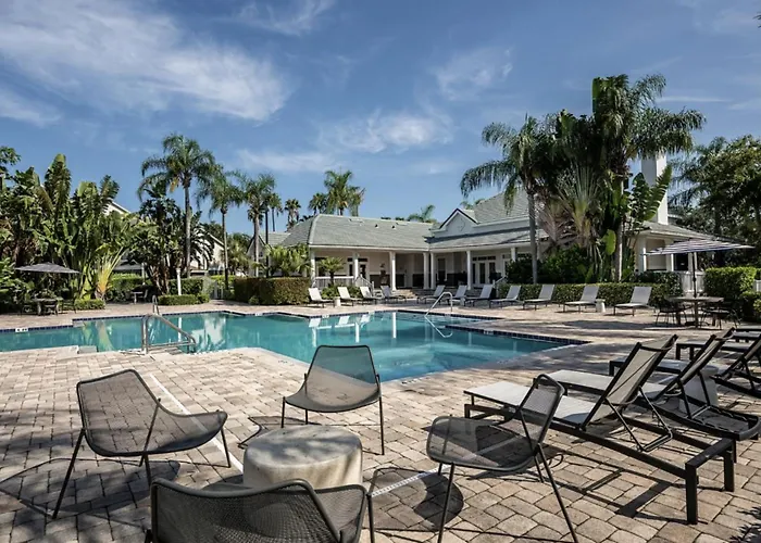 Bradenton Lakeside Resort Apartments By Barsala