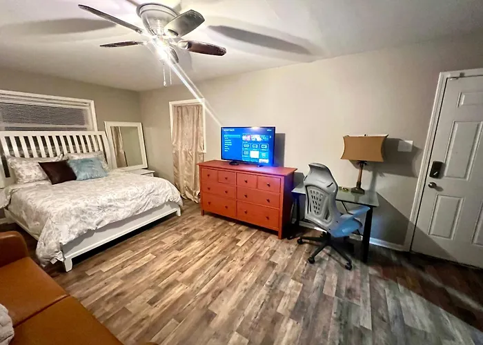 The Sweet Suite Of Decatur