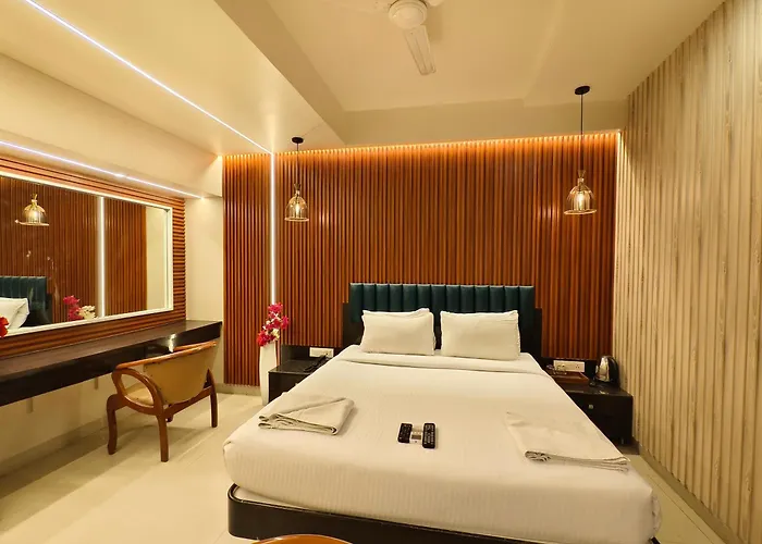 Hotel Vaishnavi Solapur