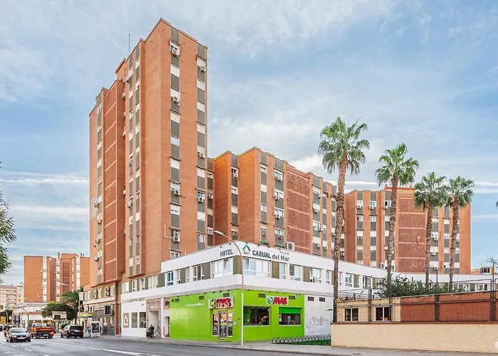 Casual Del Mar Malaga Otel