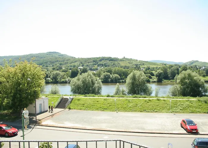 Weinhaus Stettler Hotel Lieser