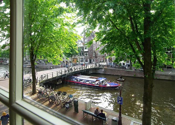 Sonnenberg Canal View Amsterdam