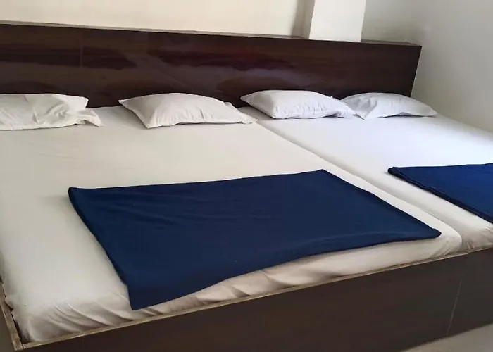 Sai Ganesh Guest House Shirdi