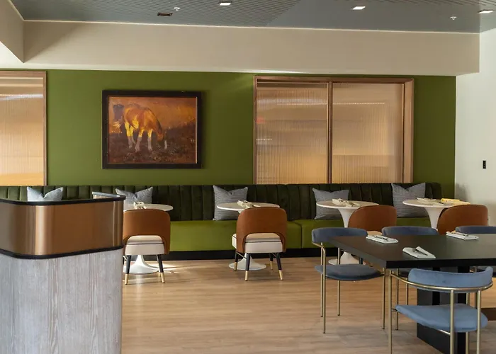 Hotel Brookmere & Arbor Spa Saratoga Springs