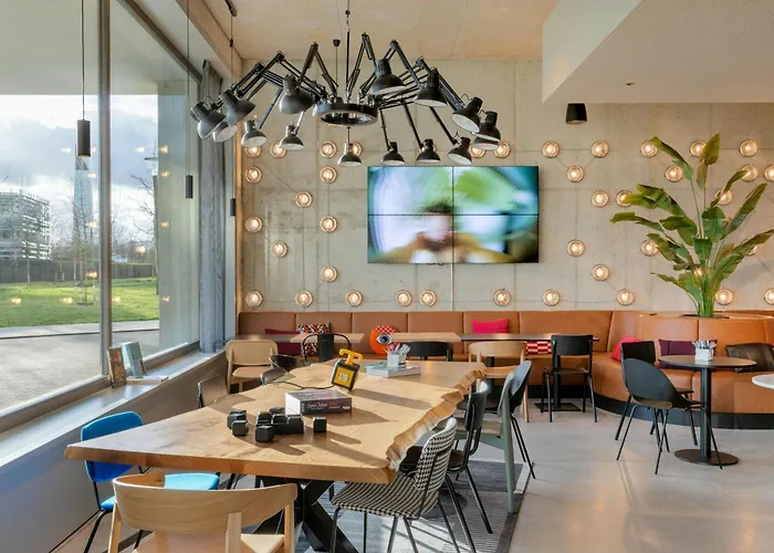 Moxy Antwerp Hotel