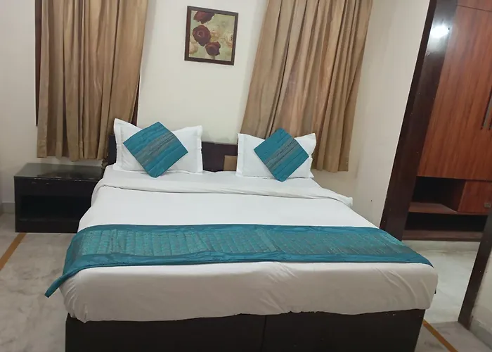 Hotel Royal India - Dlf Phase 2 Gurgaon
