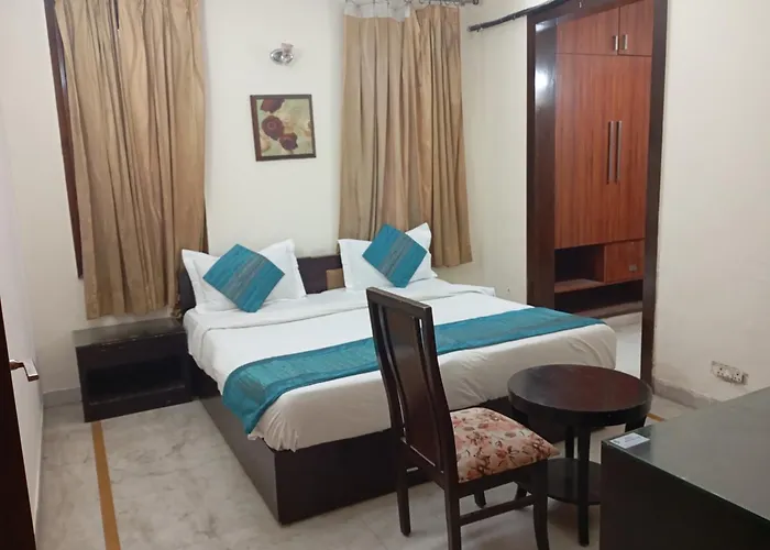 Hotel Royal India - Dlf Phase 2 Gurgaon