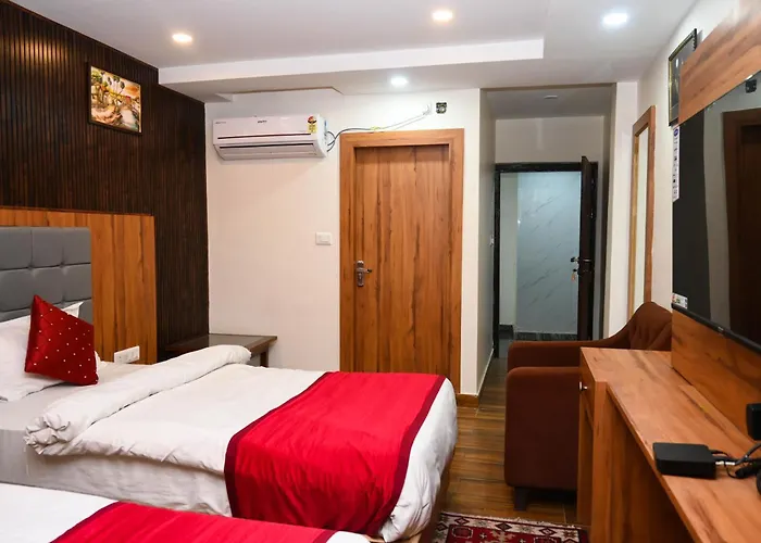 Hotel Siddhant Palace Varanasi