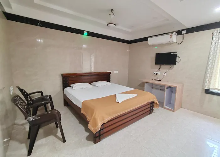 Rk Garuda Guest In Hotel Nellore