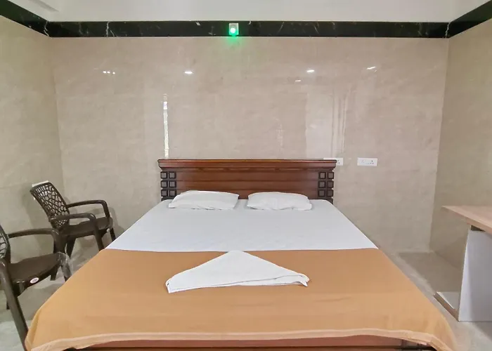 Rk Garuda Guest In Hotel Nellore