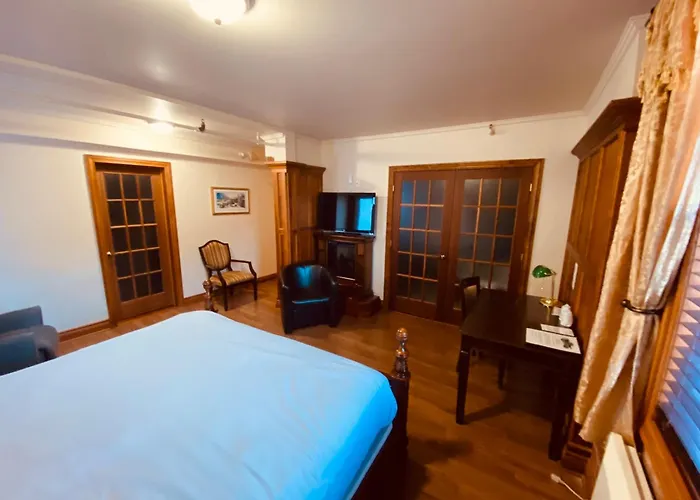 Le Grand Hotel Baie-Comeau
