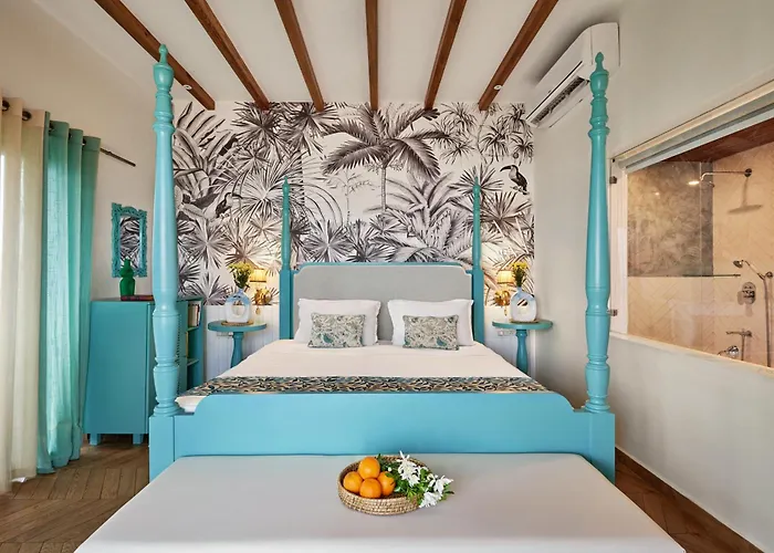 Larios Beach Holidays Baga