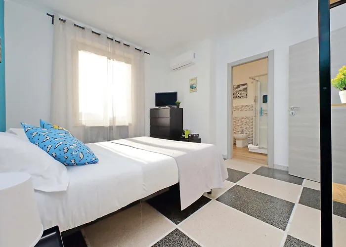 The Colours Rooms Guest House Rome