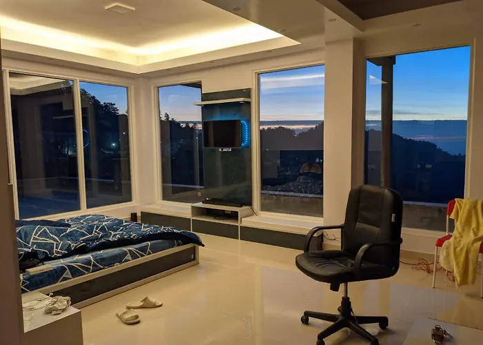 El Cielo, B&B Shimla