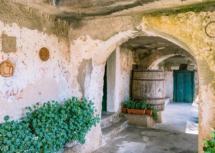 Lucy'S Guest House Amalfi Coast Tramonti