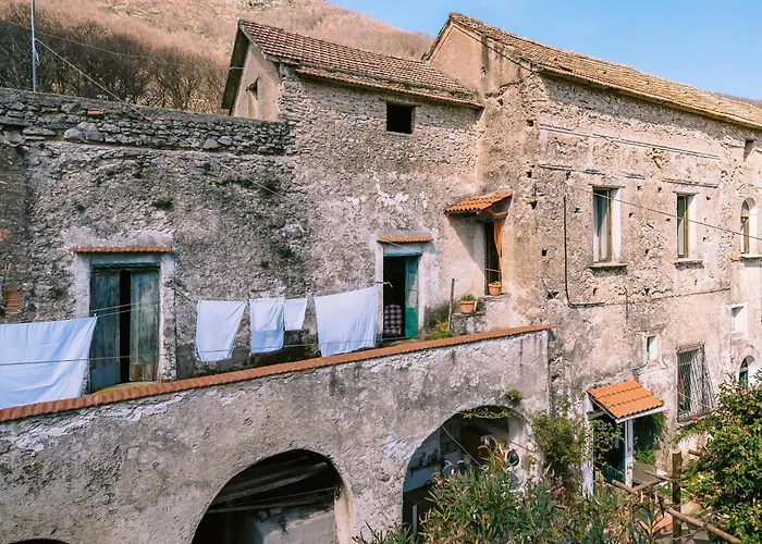 Lucy'S Guest House Amalfi Coast Tramonti