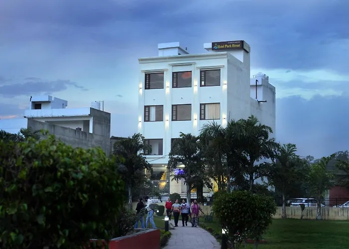 Hotel Park Street Pathankot