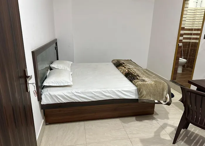 Hotel Sharda Palace Deoghar