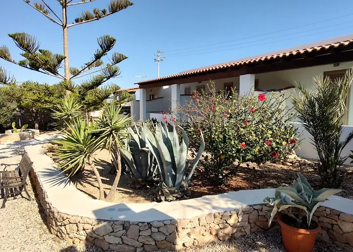Lo Zodiaco Aparthotel Lampedusa