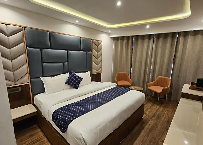 The Central Vista - Simla Royale Near Mall Road Free Pickup From Railway Station Simla