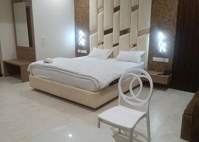 Hotel Satkar Inn Katni