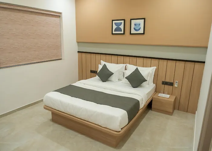 Ramainn Hotel Anand