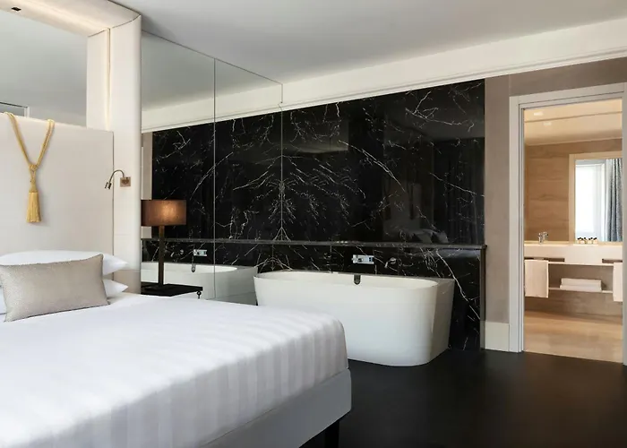 Hotel Sina Bernini Bristol, Autograph Collection à Rome