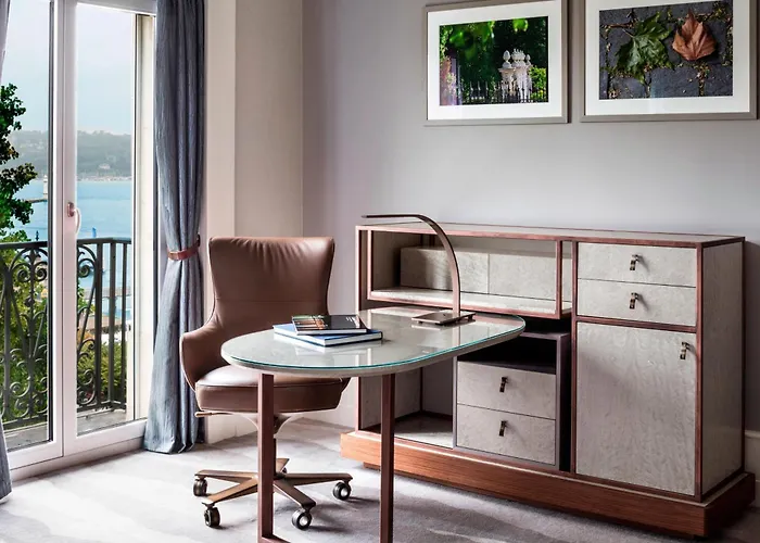 The Ritz-Carlton Hotel De La Paix, Genebra