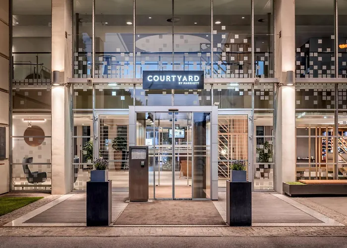 Courtyard By Marriott Linz Hotel